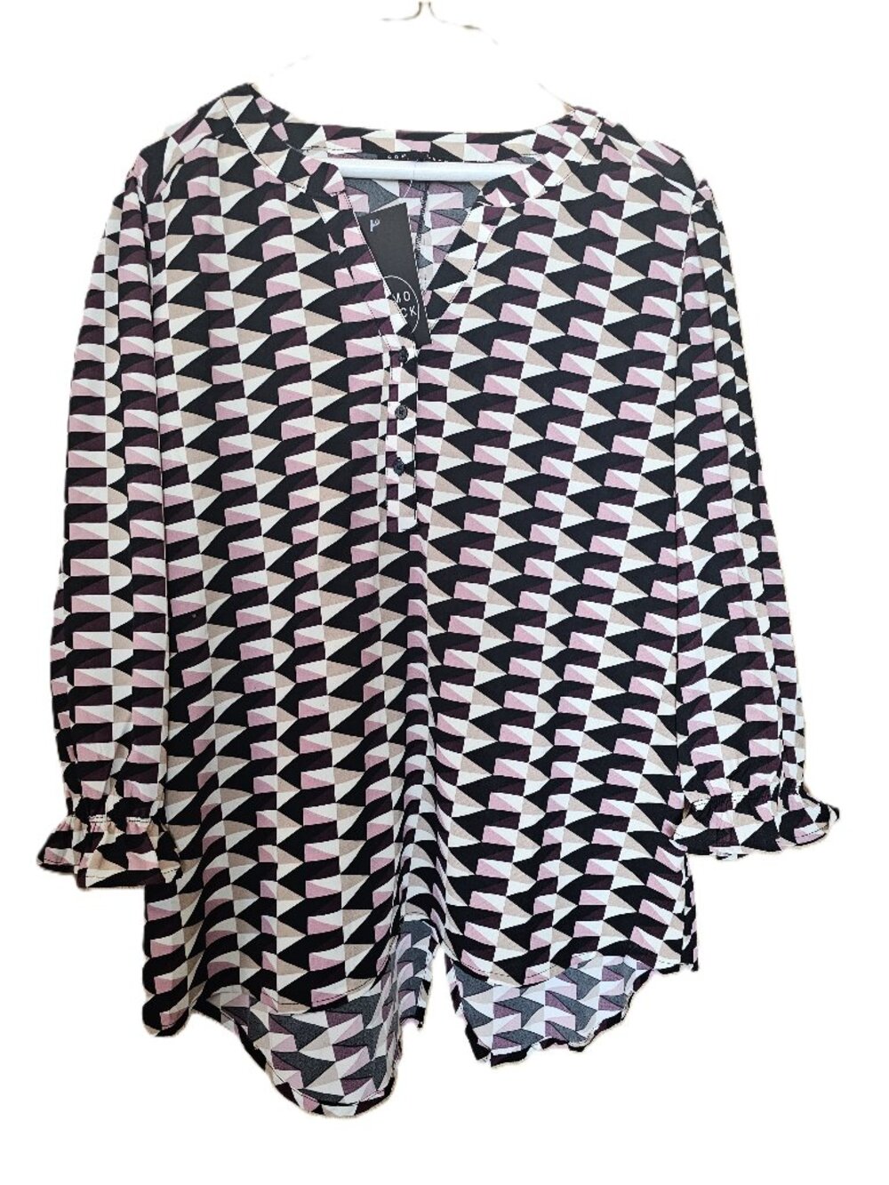 COMO BLACK Geometric Abstract Print Long Sleeve Blouse Ruffle Cuffs Size XL NWT